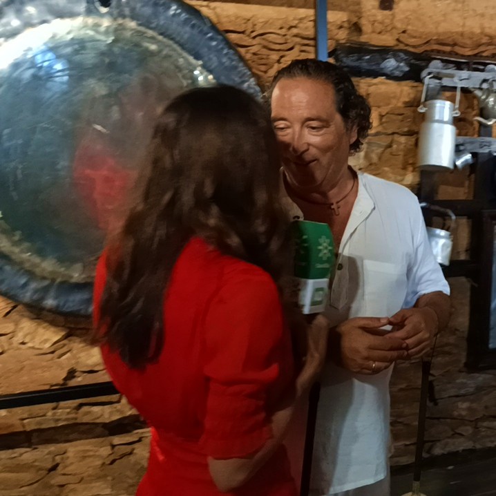 simplemente te tumbas, cierras los ojos y disfrutas. El gong hará el resto.