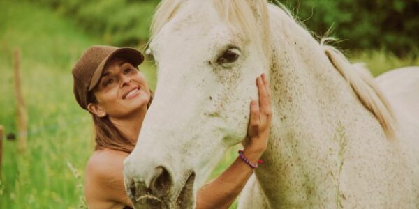 Retiro con Caballos y Mindfulness: Una Experiencia Transformadora en la Sierra de Aracena