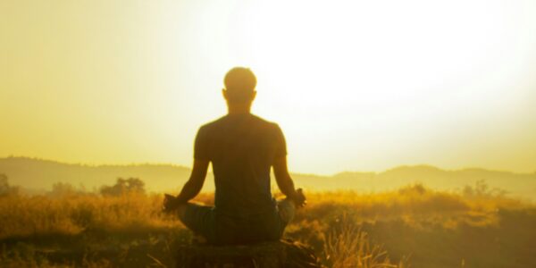 Volver a uno mismo: silencio, descanso, naturaleza y meditación