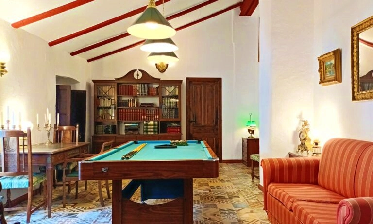 Salón de Billar Salón de Billar en la Hospedería de la Corte - Sierra de Aracena
